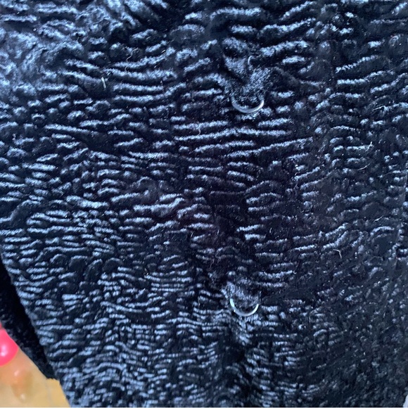 EUC CALVIN KLEIN Black Faux Fur Coat - size EXTRA SMALL - Picture 5 of 8